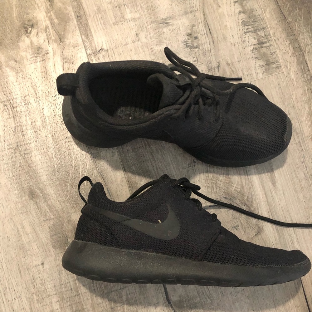 Black Nikes